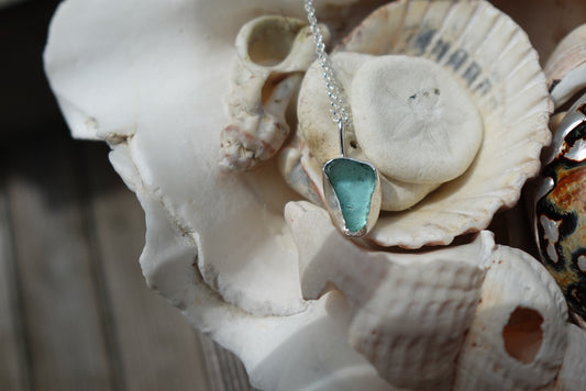 Deep Current Necklace