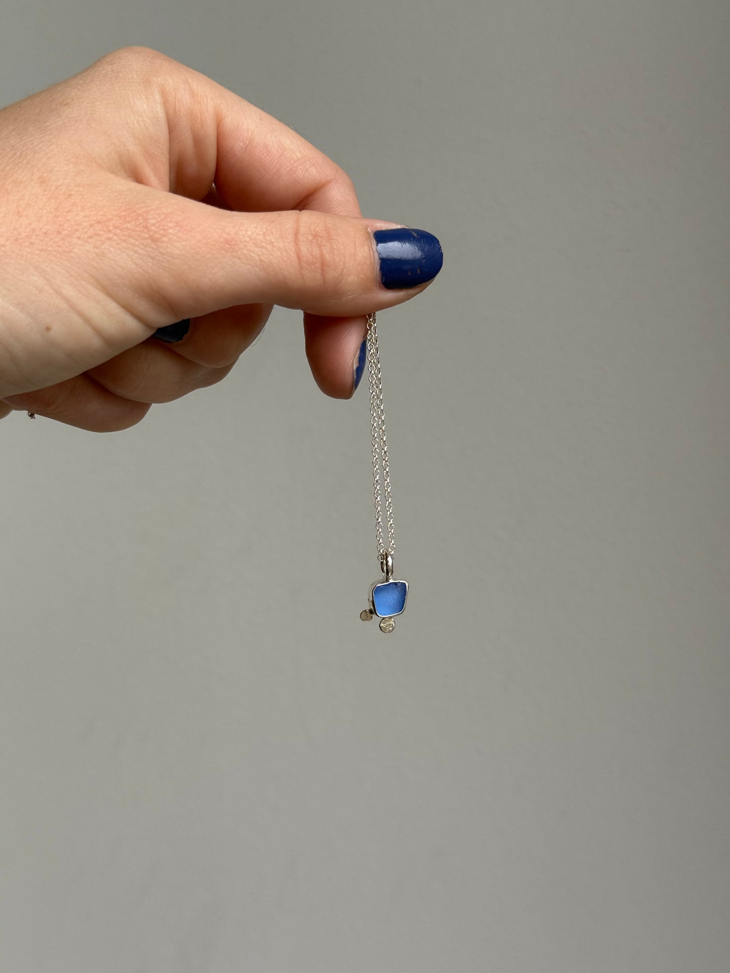 bloom seaglass pendant no.2