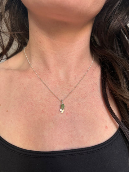 bloom seaglass pendant no.1