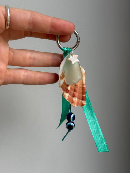 Tide Charm No.33