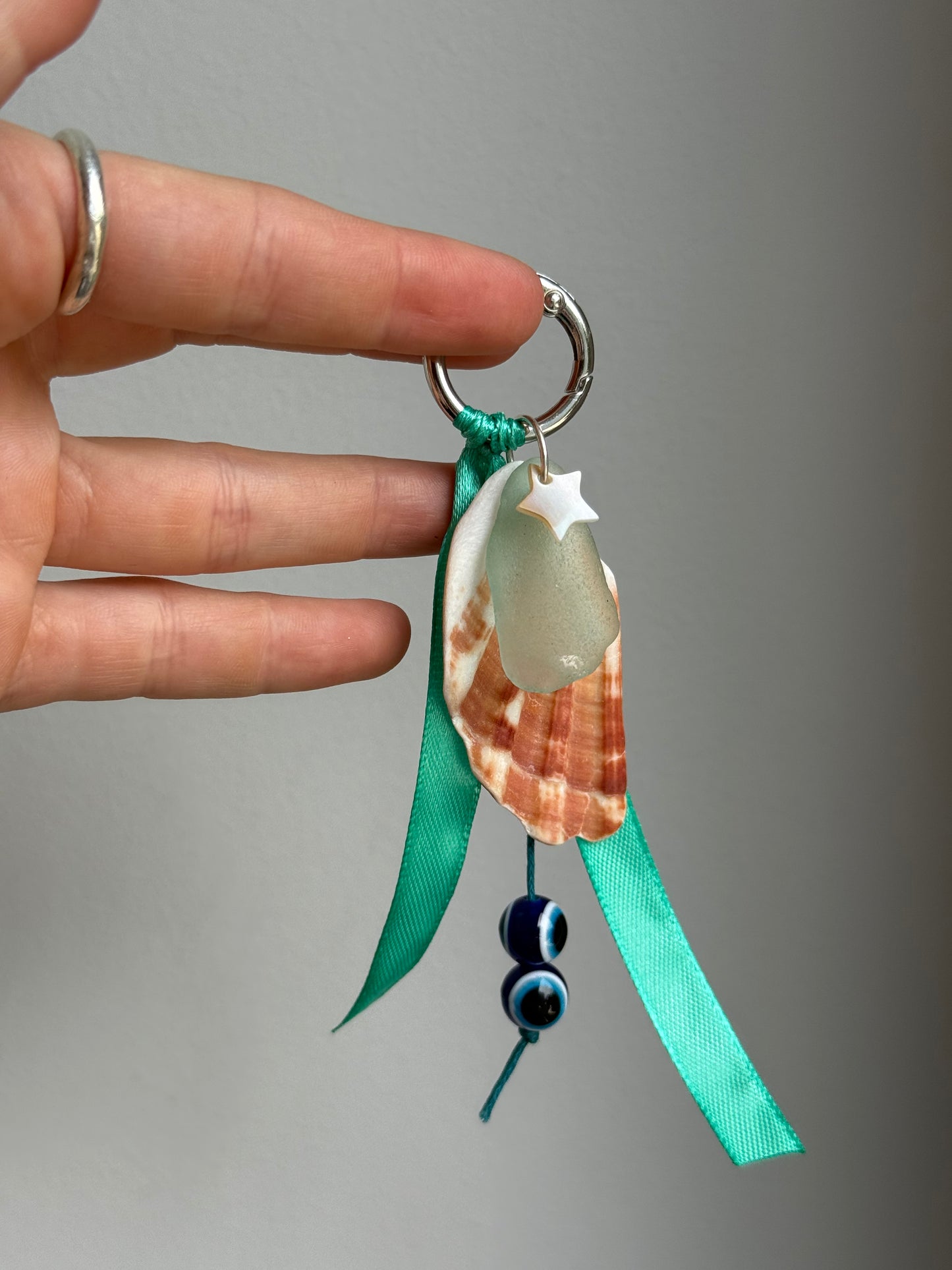 Tide Charm No.33