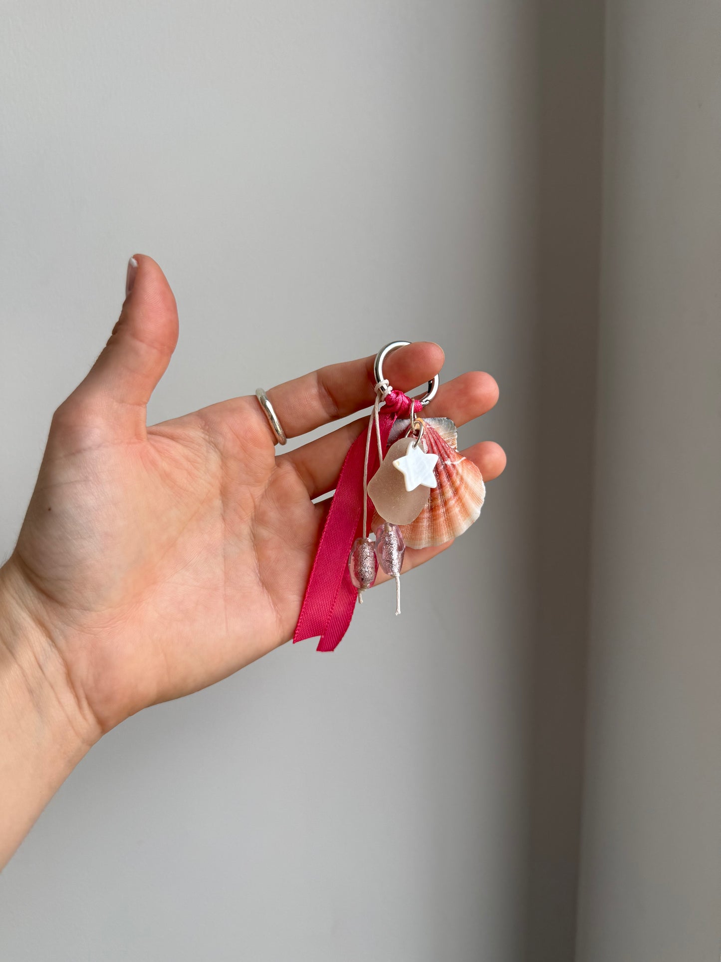 Tide Charm No.25