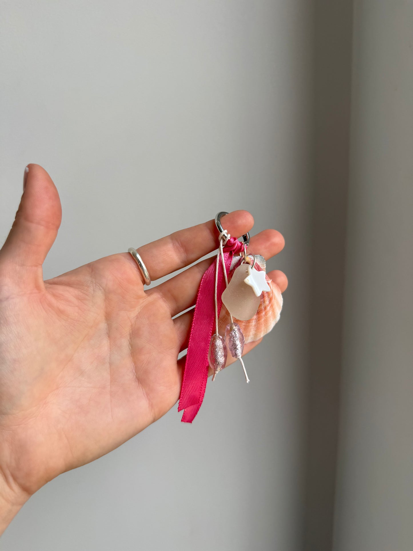 Tide Charm No.25