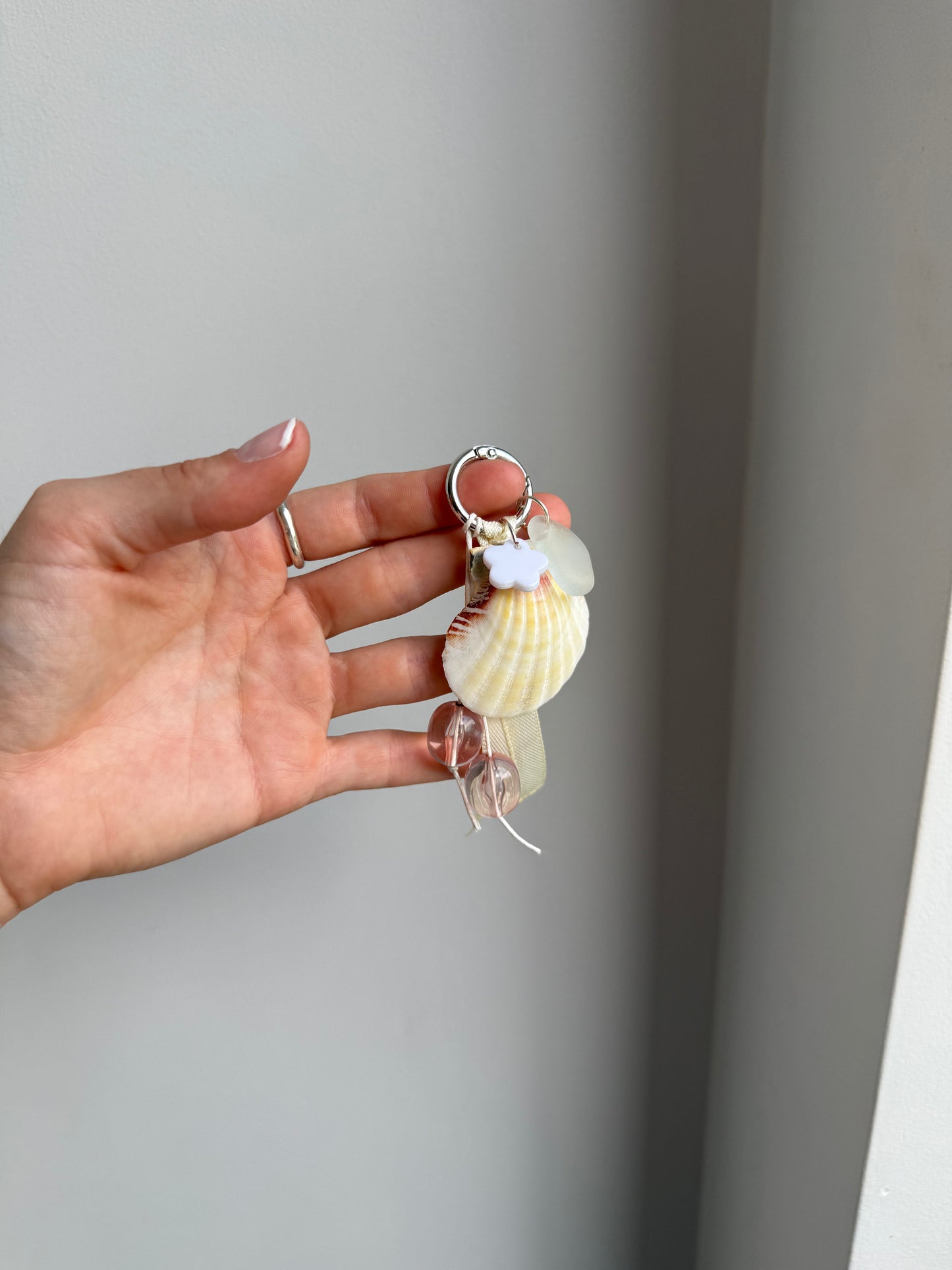 Tide Charm No.22