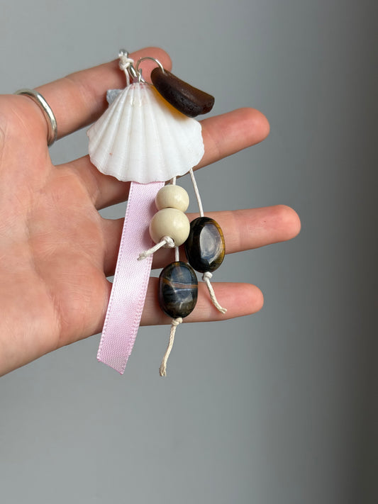 Tide Charm No.21