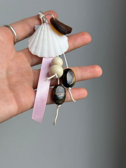 Tide Charm No.21