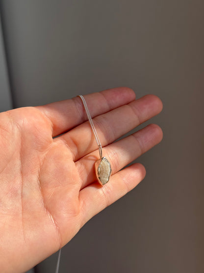 shell necklace
