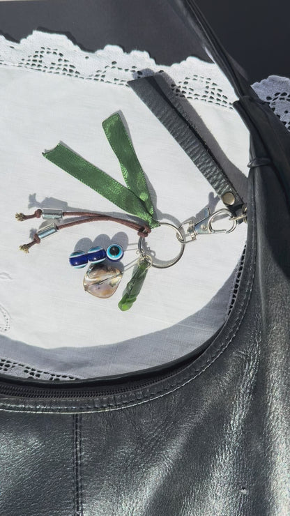 Tide Charm No.11