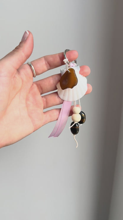 Tide Charm No.21