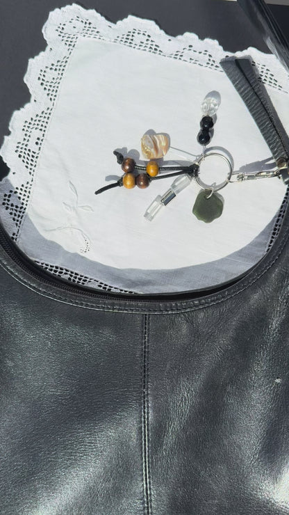 Tide Charm No.13