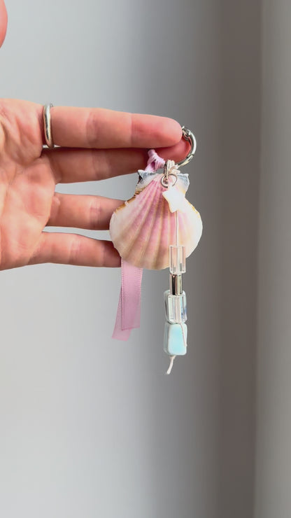 Tide Charm No.32